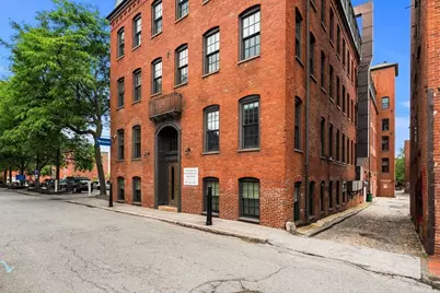 19-23 Pleasant St #103, Newburyport, MA 01950 - Photo 37