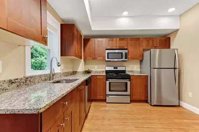 18 Saint Marys Way #18, Marlborough, MA 01752 - Photo 5