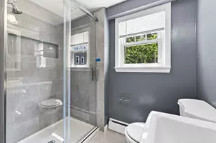 104 Highland St, Brockton, MA 02301 - Photo 13