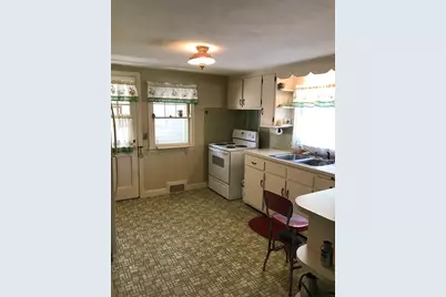 1030 South East Street, Amherst, MA 01002 - Photo 11