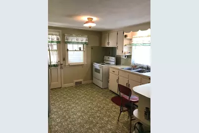 1030 South East Street, Amherst, MA 01002 - Photo 11