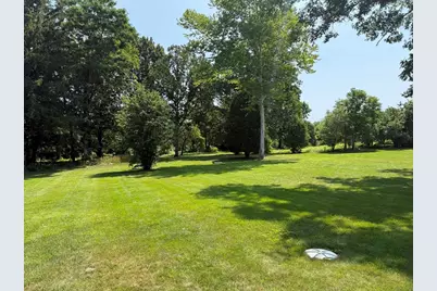 1030 South East Street, Amherst, MA 01002 - Photo 9