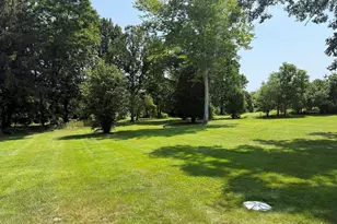 1030 S East St, Amherst, MA 01002 - Photo 9
