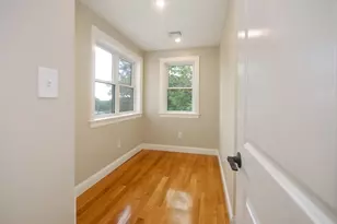 9 Ledge St, Melrose, MA 02176 - Photo 13
