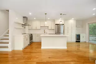 9 Ledge St, Melrose, MA 02176 - Photo 7