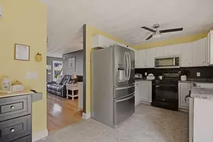 5239 N Main St, Fall River, MA 02720 - Photo 9