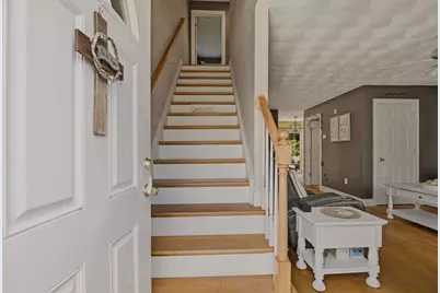 5239 N Main St #18, Fall River, MA 02720 - Photo 15