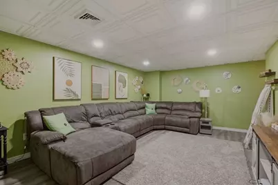 5239 N Main St #18, Fall River, MA 02720 - Photo 29