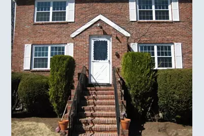577 Hammond St #2, Brookline, MA 02467 - Photo 1