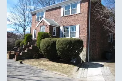 577 Hammond St #2, Brookline, MA 02467 - Photo 1