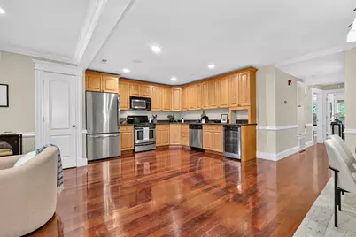 161 E Cottage #2, Boston, MA 02125 - Photo 9