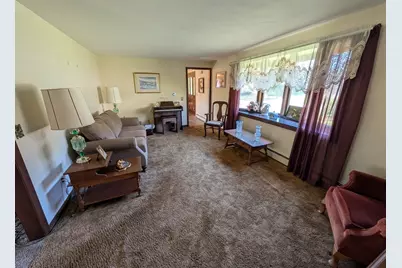 92 East Ave, North Adams, MA 01247 - Photo 7