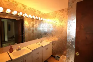 92 East Ave, North Adams, MA 01247 - Photo 9