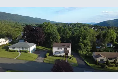 92 East Ave, North Adams, MA 01247 - Photo 19