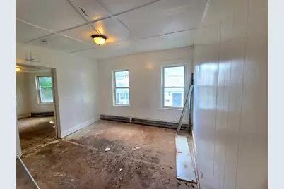 32 Westminister St, Pittsfield, MA 01201 - Photo 9
