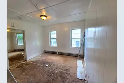 32 Westminister St, Pittsfield, MA 01201 - Photo 9