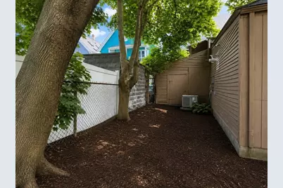 8 Locke St, Cambridge, MA 02140 - Photo 19