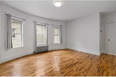 39 Bradley St #2, Somerville, MA 02145 - Photo 5
