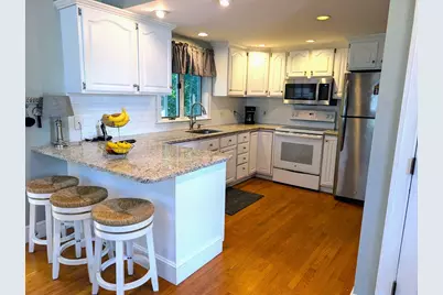 102 Sanford St, Melrose, MA 02176 - Photo 7