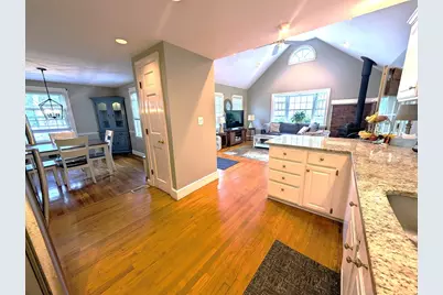 102 Sanford St, Melrose, MA 02176 - Photo 3