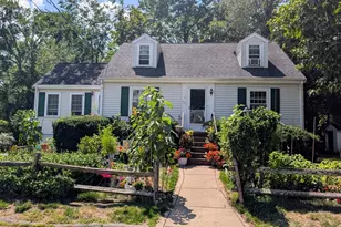 102 Sanford St, Melrose, MA 02176 - Photo 1