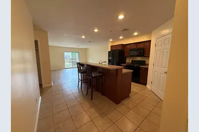 215 Longmeadow Rd #603, Taunton, MA 02780 - Photo 5