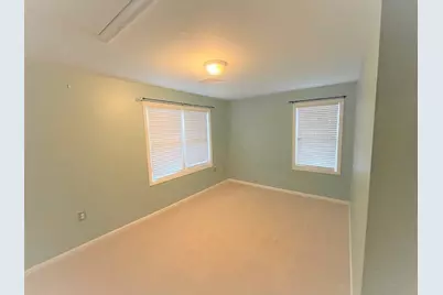 318 Crescent St #B, Fall River, MA 02720 - Photo 11