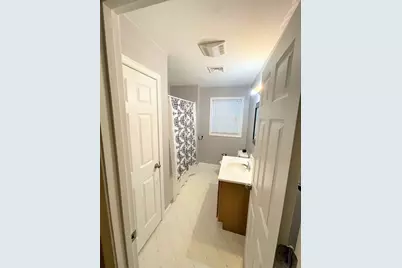 318 Crescent St #B, Fall River, MA 02720 - Photo 13