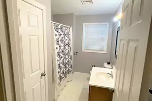 318 Crescent St, Fall River, MA 02720 - Photo 13