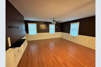 318 Crescent St #B, Fall River, MA 02720 - Photo 5