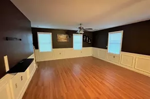 318 Crescent St, Fall River, MA 02720 - Photo 5