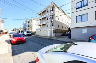 62 Pitman St, Fall River, MA 02723 - Photo 3