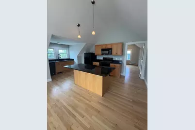 26 Mason #3, Beverly, MA 01915 - Photo 5