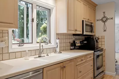 115 Village Xing, Fitchburg, MA 01420 - Photo 17