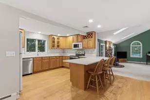 10 Buckhill Rd, Northborough, MA 01532 - Photo 7