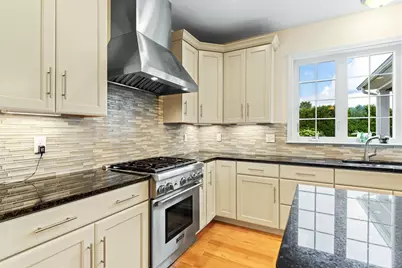 11 Aubin St., Seekonk, MA 02771 - Photo 5