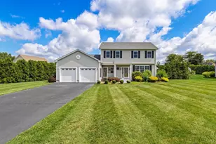 11 Aubin St, Seekonk, MA 02771 - Photo 1