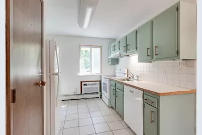 82 S Maple St #38, Westfield, MA 01085 - Photo 9