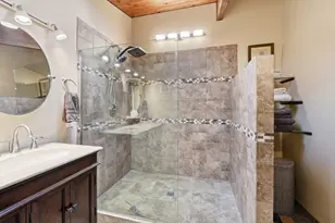 1023 N Woodstock Rd, Southbridge, MA 01550 - Photo 11