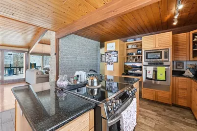 1023 North Woodstock Rd, Southbridge, MA 01550 - Photo 7