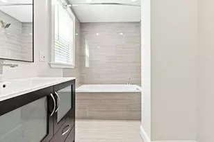58-60 Hamilton St, Boston, MA 02136 - Photo 11
