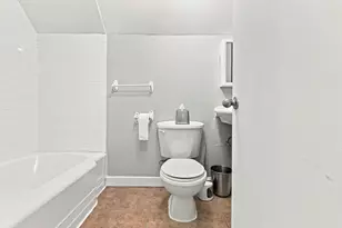 58-60 Hamilton St, Boston, MA 02136 - Photo 27