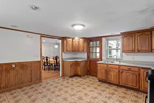9 Mechanic St, Framingham, MA 01701 - Photo 13