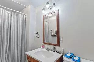 9 Mechanic St, Framingham, MA 01701 - Photo 19