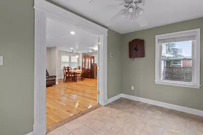 9 Mechanic St, Framingham, MA 01701 - Photo 5