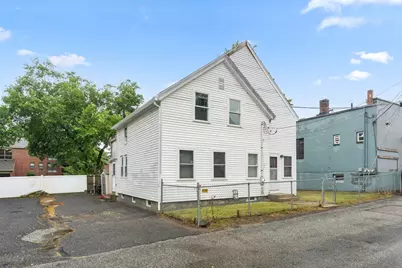 9 Mechanic St, Framingham, MA 01701 - Photo 3