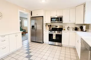 84 Harlow Dr, Amherst, MA 01002 - Photo 7
