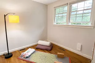 84 Harlow Dr, Amherst, MA 01002 - Photo 23