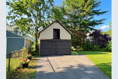 4 Elm St, South Hadley, MA 01075 - Photo 35