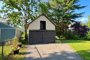 4 Elm St, South Hadley, MA 01075 - Photo 35